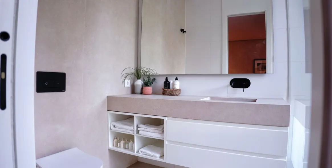 Sale of detached villa in The Golden Mile 31