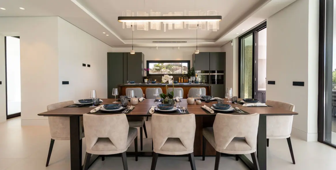 Sale of detached villa in Nueva Andalucía 29