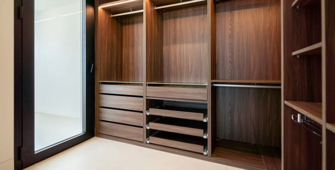 Sale of detached villa in Nueva Andalucía 38