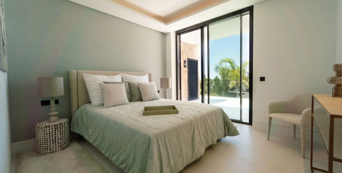 Sale of detached villa in Nueva Andalucía 49