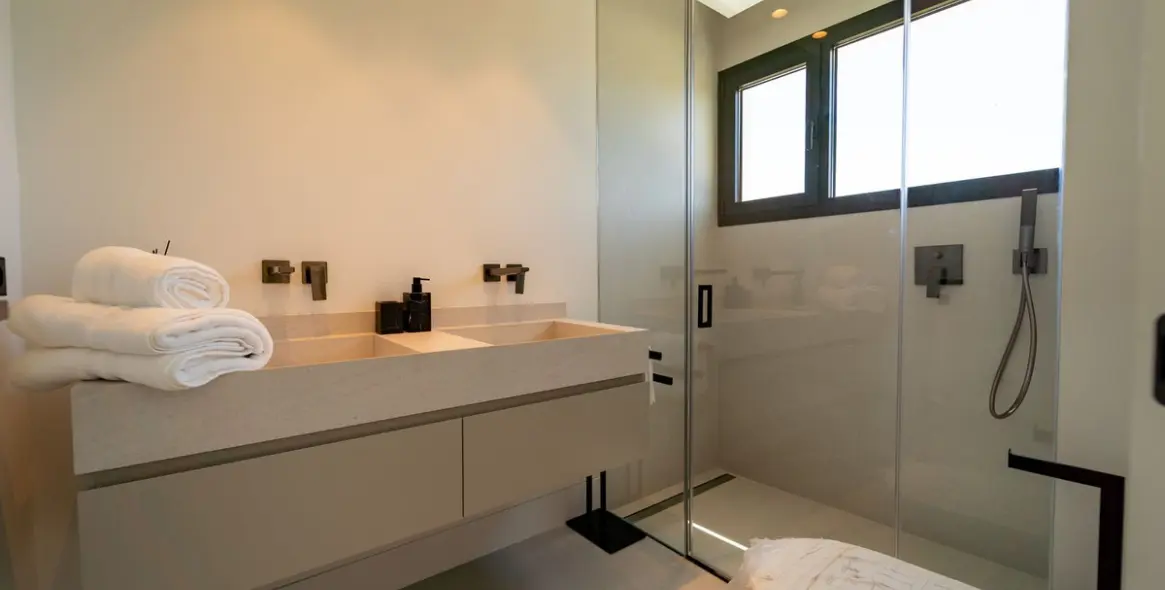 Sale of detached villa in Nueva Andalucía 53