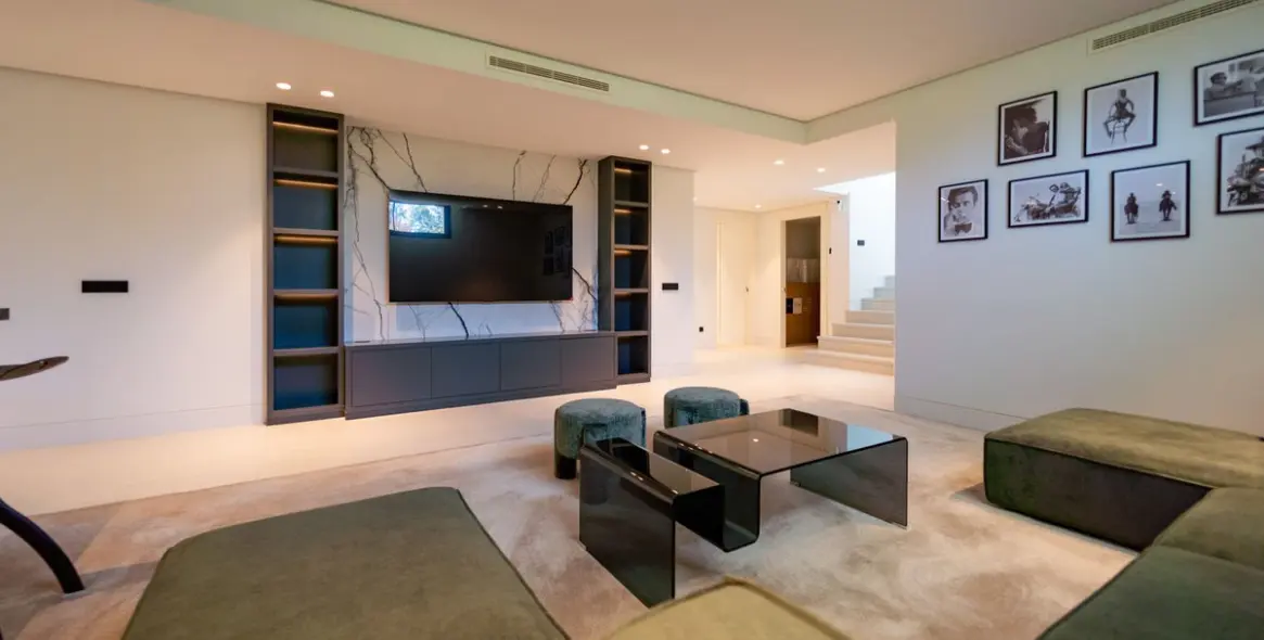 Sale of detached villa in Nueva Andalucía 61