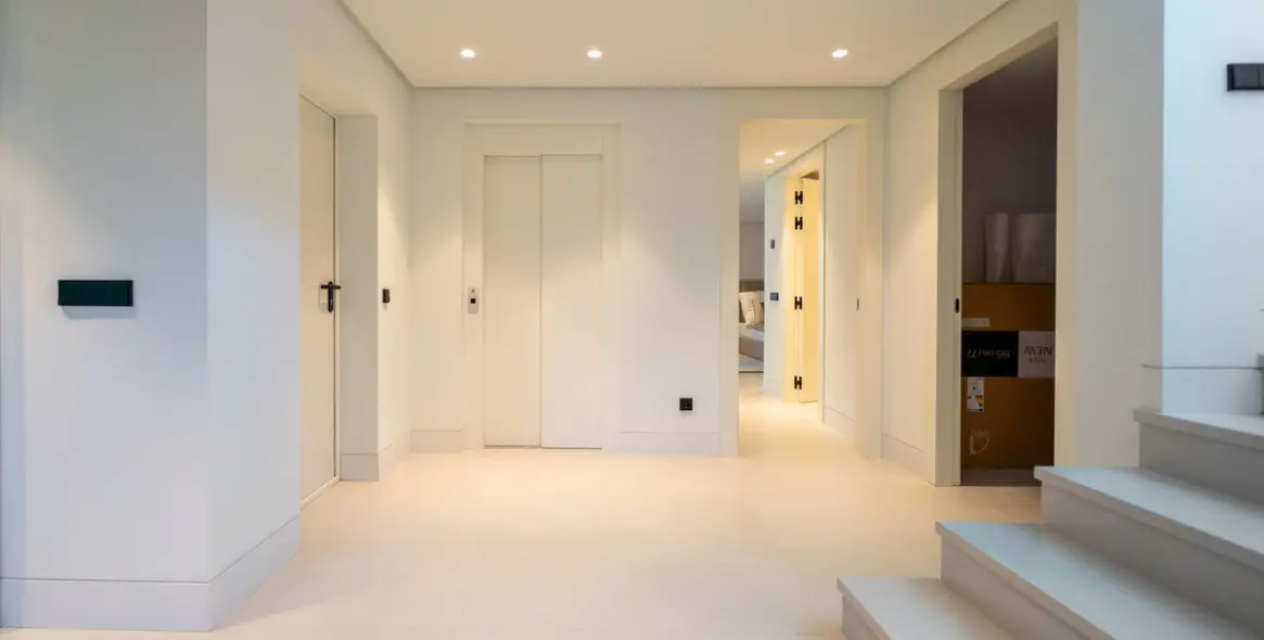 Sale of detached villa in Nueva Andalucía 80