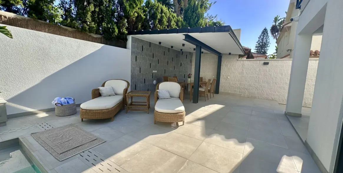 Продажа  отдельно стоящей виллы в Puerto Banús 17