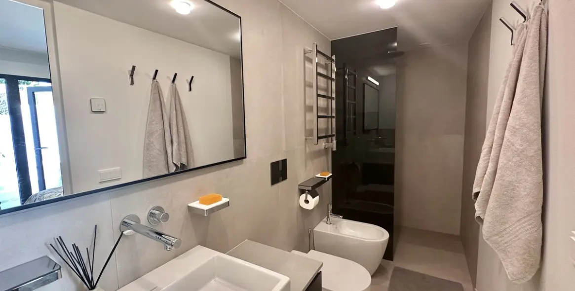 Venta de villa independiente en Puerto Banús 24