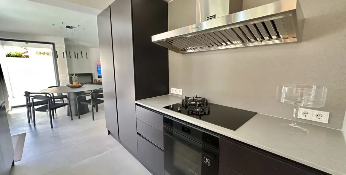 Venta de villa independiente en Puerto Banús 26