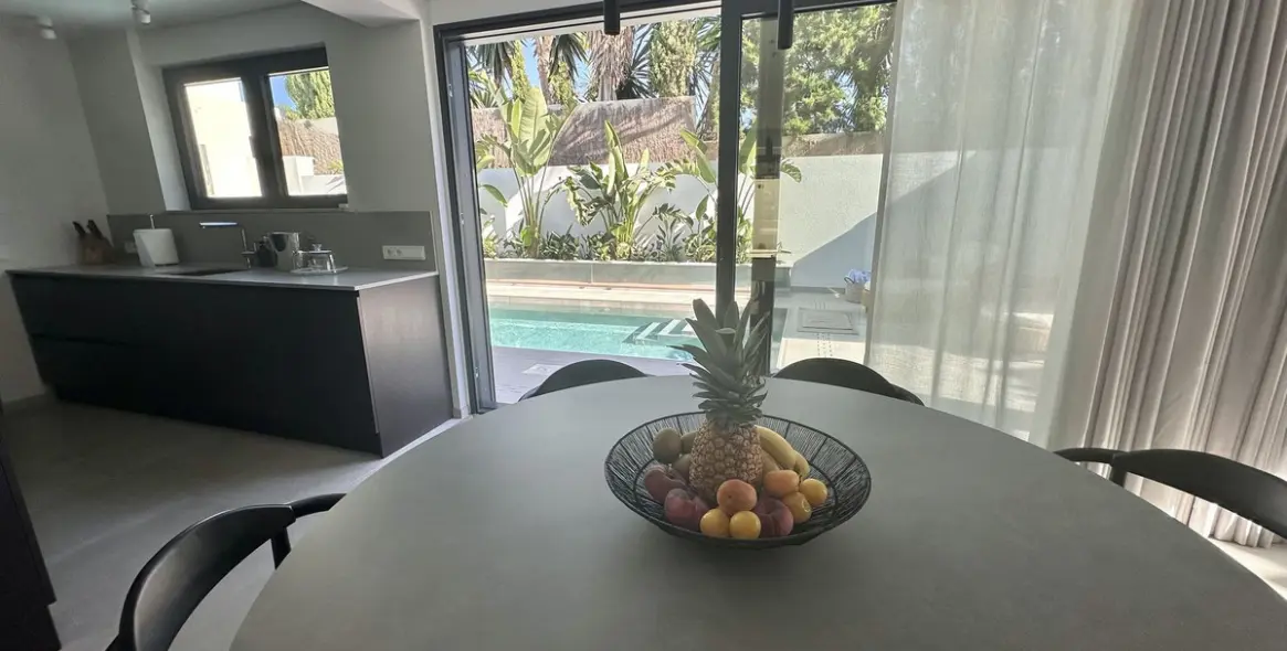 Venta de villa independiente en Puerto Banús 28