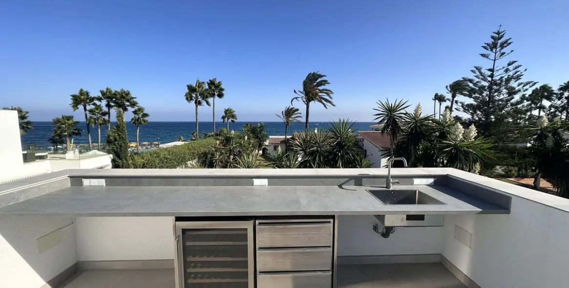 Venta de villa independiente en Puerto Banús 41