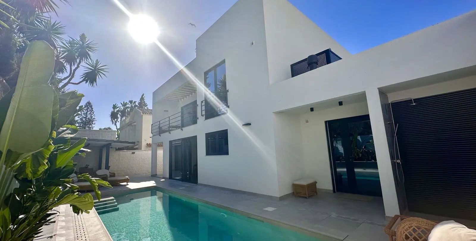 Venta de villa independiente en Puerto Banús 1