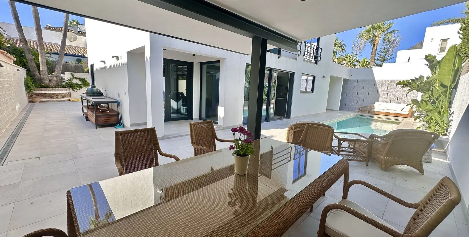 Venta de villa independiente en Puerto Banús 10