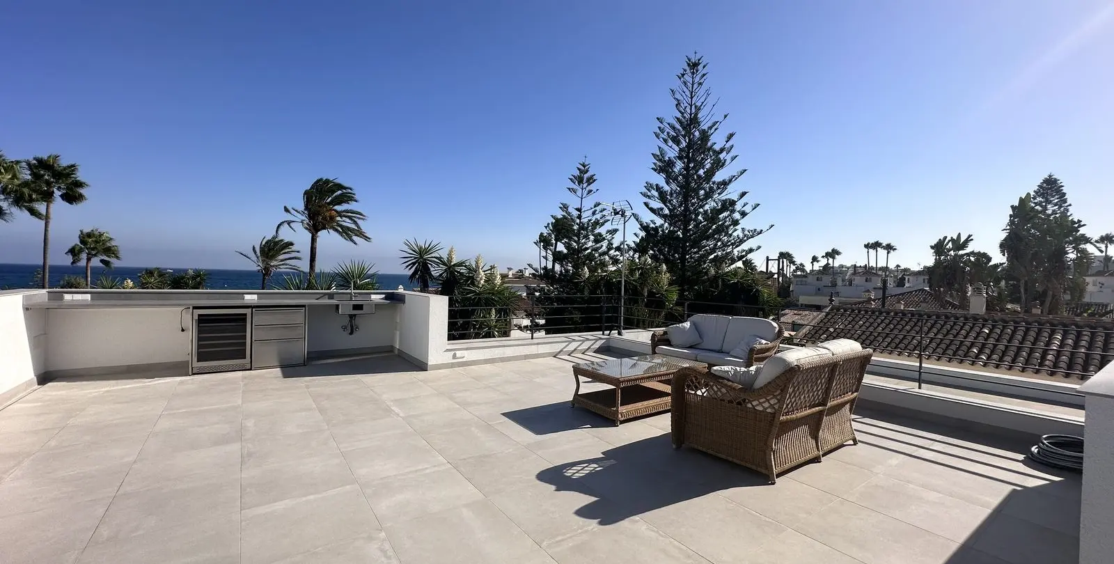 Venta de villa independiente en Puerto Banús 43