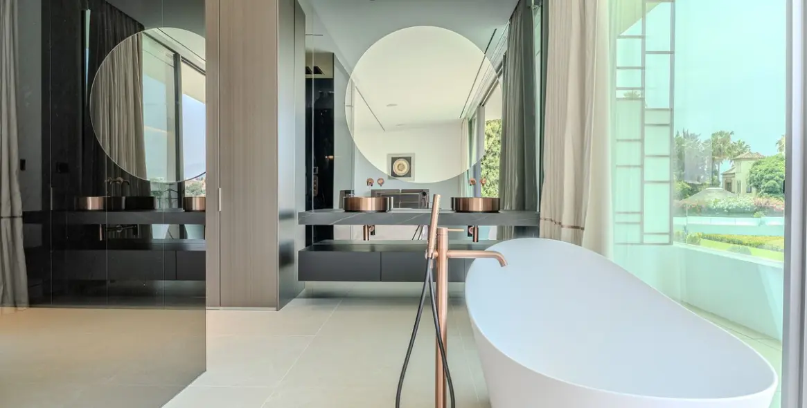 Продажа дома на две семьи в Nueva Andalucía (район Nueva Andalucía) 20