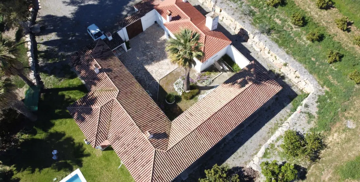 Sale of residential plot in Casares 4