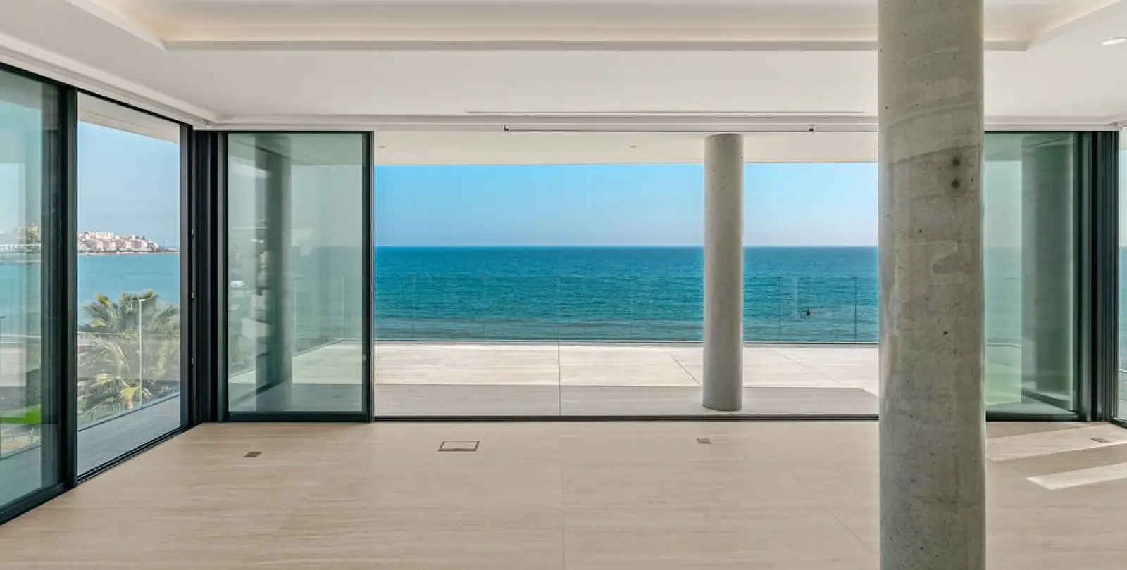 Venta de ático dúplex en Estepona 4