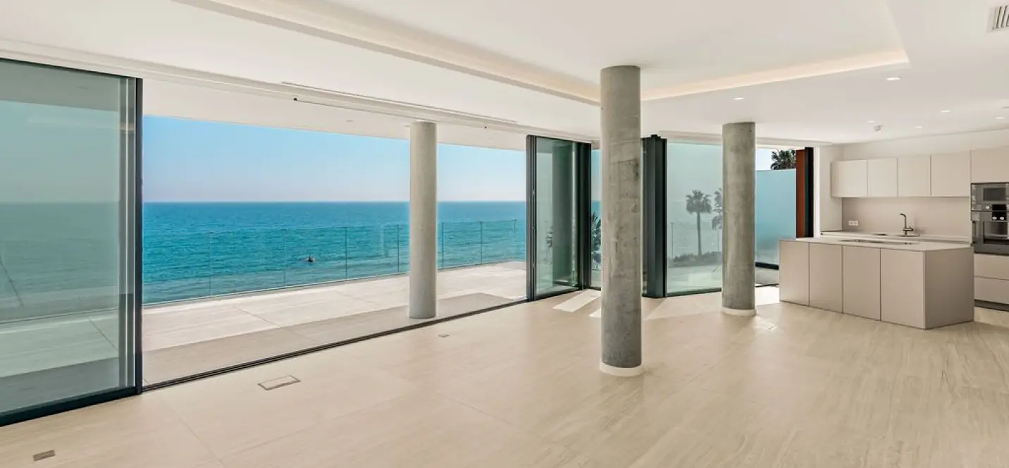 Venta de ático dúplex en Estepona 4