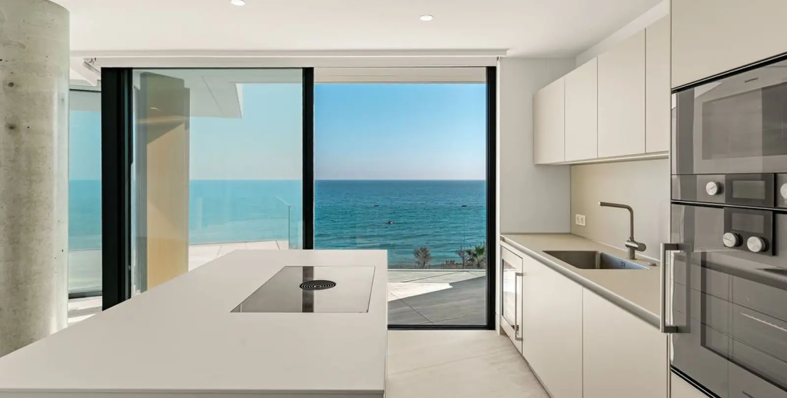 Venta de ático dúplex en Estepona 6