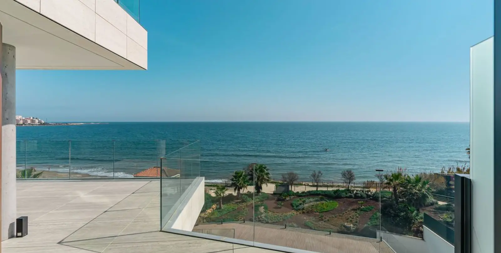 Venta de ático dúplex en Estepona 18