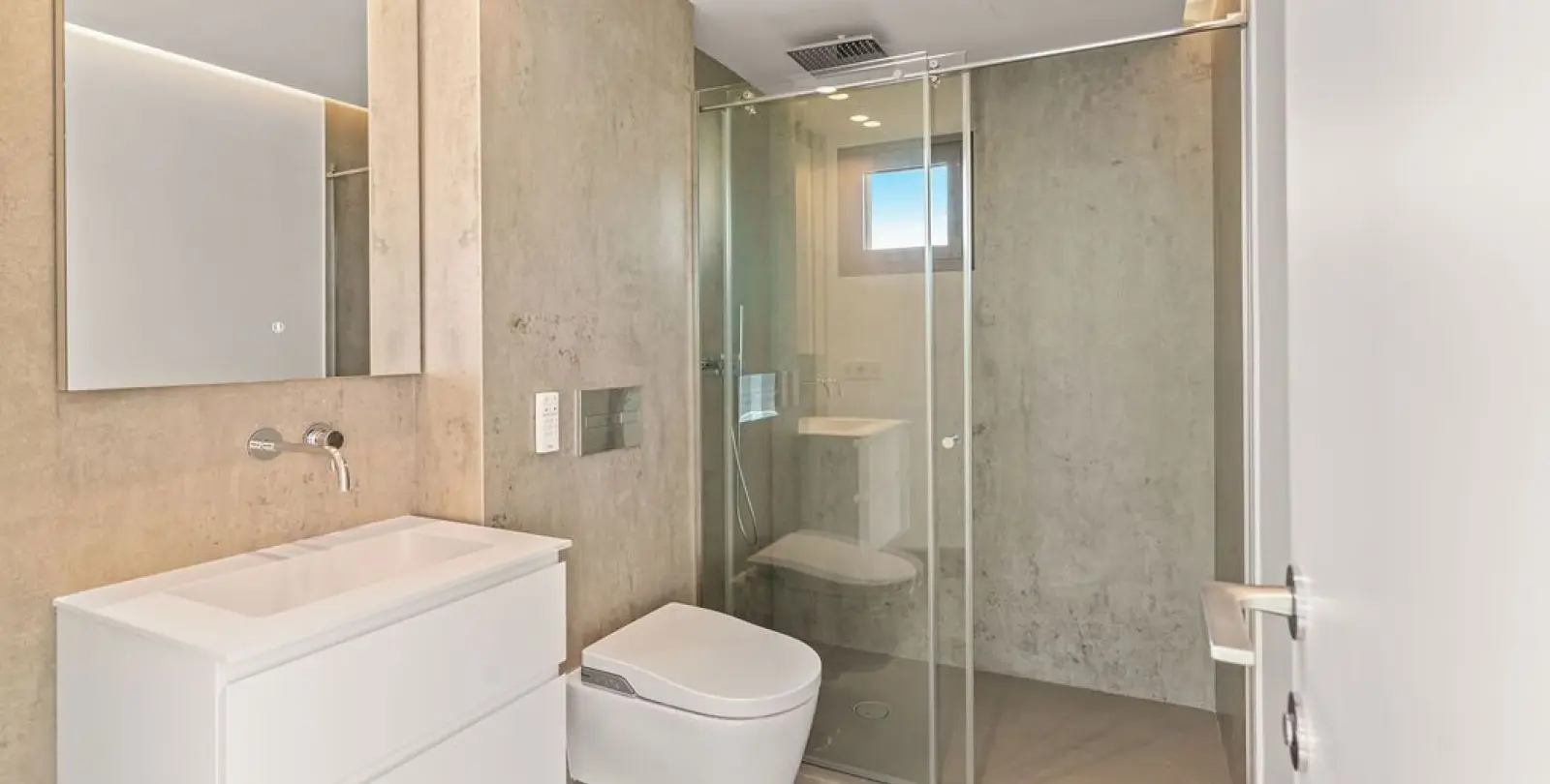 Venta de ático dúplex en Estepona 26