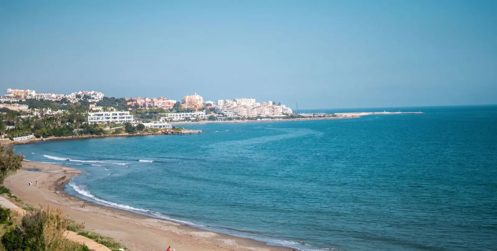 Venta de ático dúplex en Estepona 27
