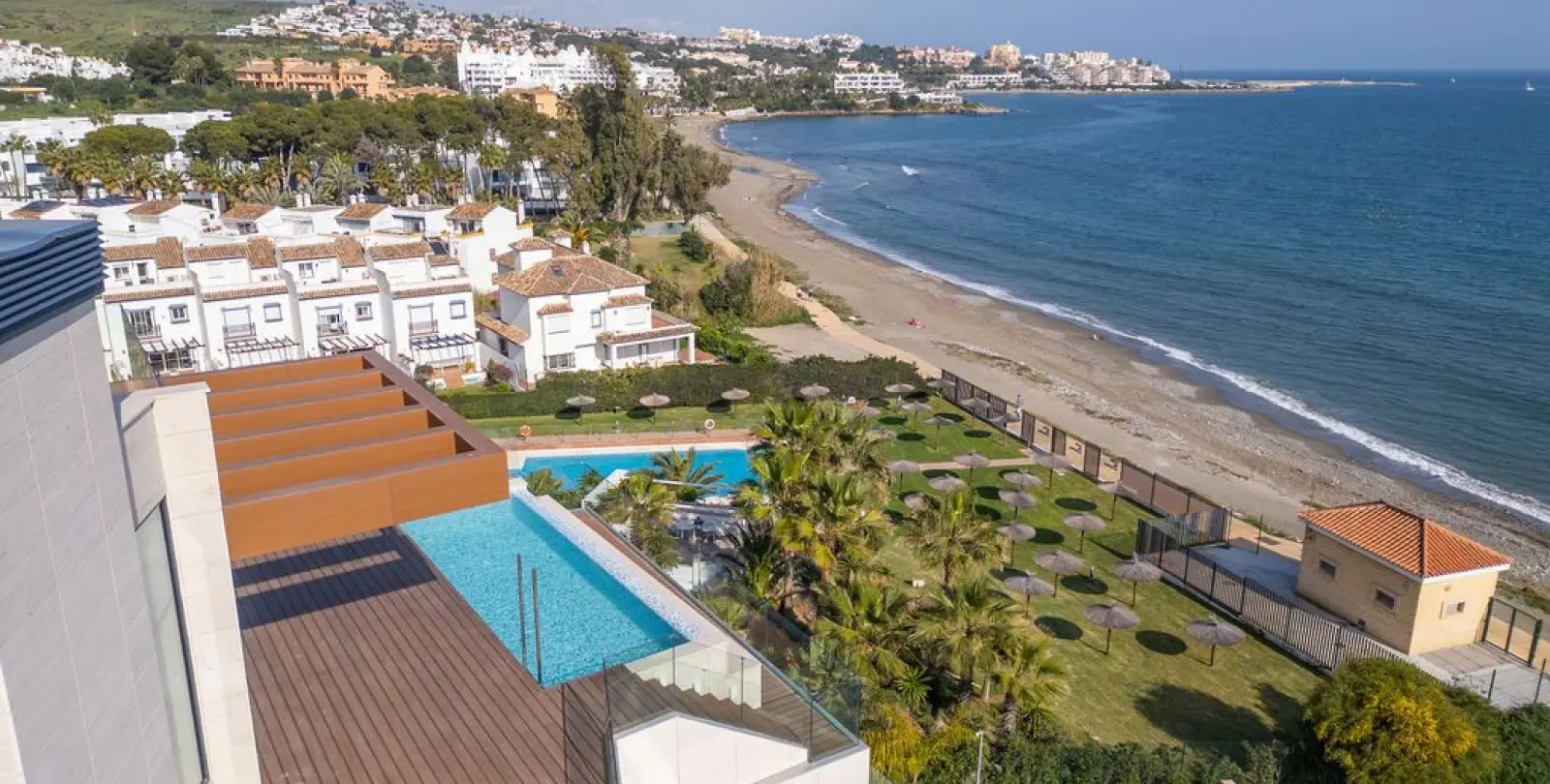 Venta de ático dúplex en Estepona 33