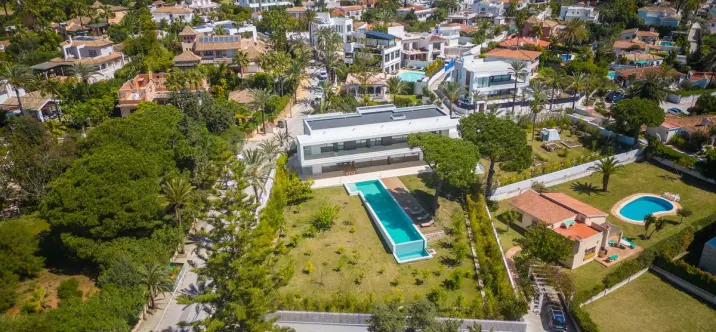 Detached villa R4690111 1