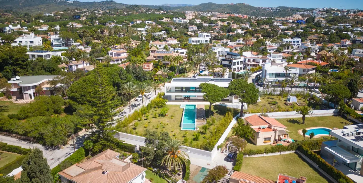 Sale of detached villa in Marbella East (district Marbesa) 4