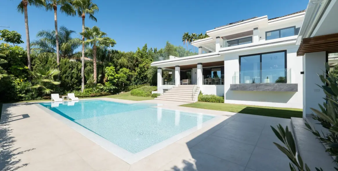 Venta de villa independiente en Benahavís (distrito Los Flamingos) 3