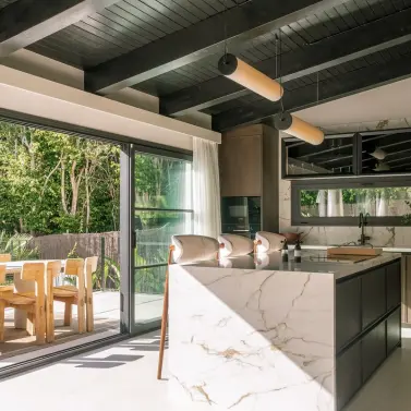 Venta de villa independiente en Nueva Andalucía