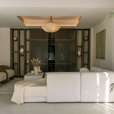 Venta de villa independiente en Nueva Andalucía