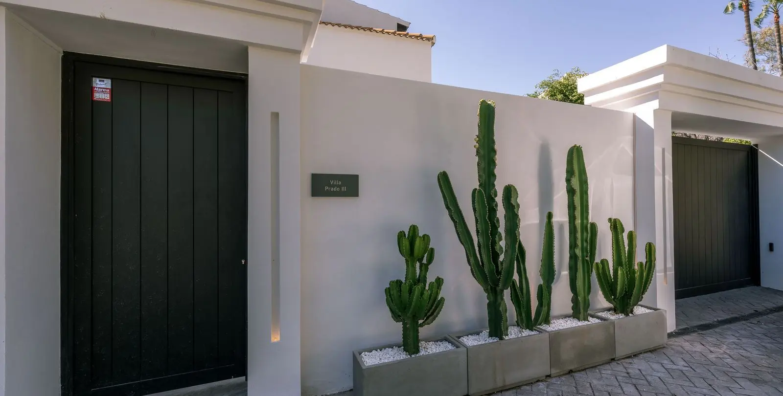 Sale of detached villa in Nueva Andalucía 19