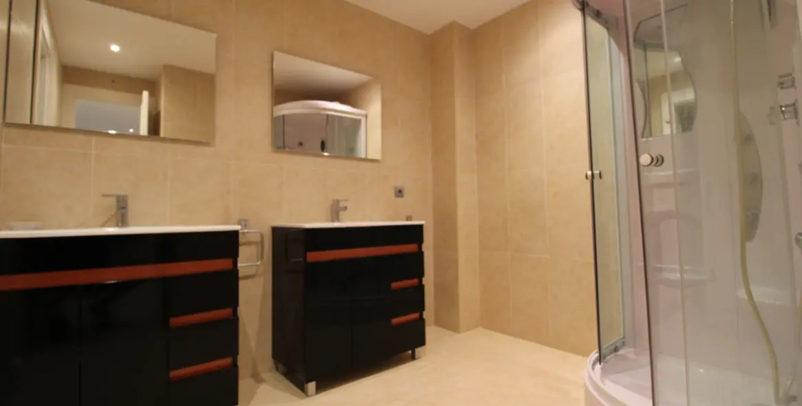 Long-term rent of ground floor apartment in Puerto Banús 16