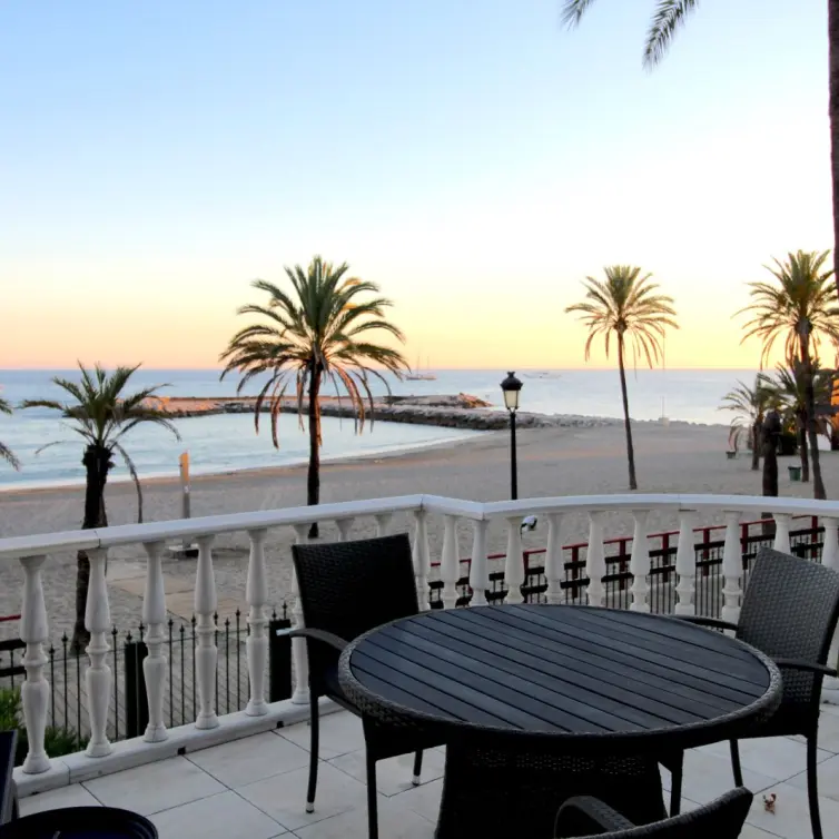 Short-term rent of ground floor apartment in Puerto Banús