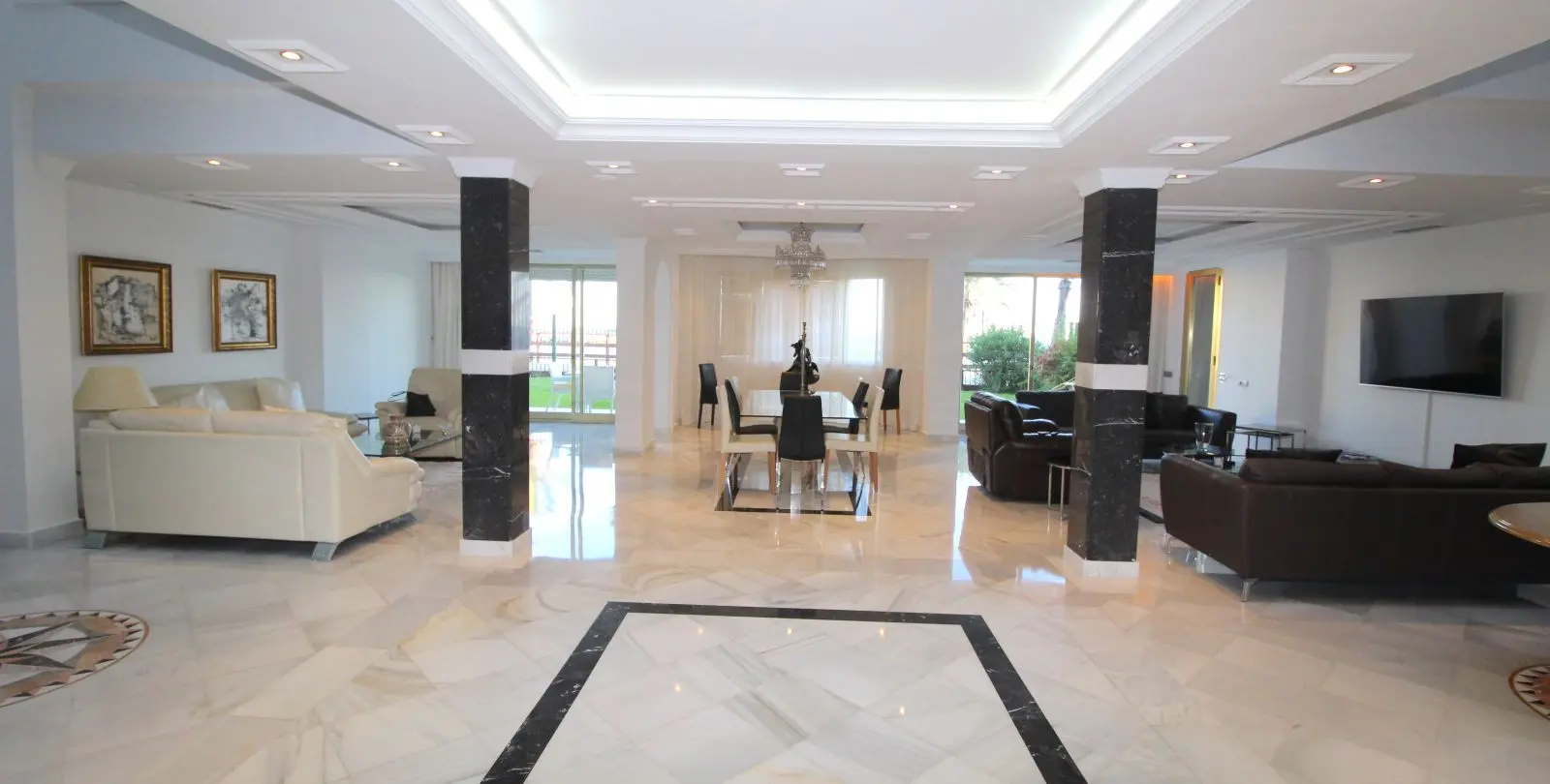 Short-term rent of ground floor apartment in Puerto Banús 2