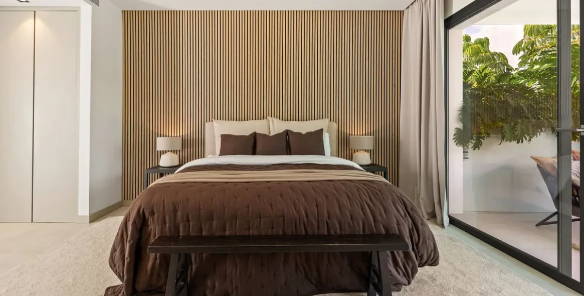 Продажа  отдельно стоящей виллы в Nueva Andalucía 15