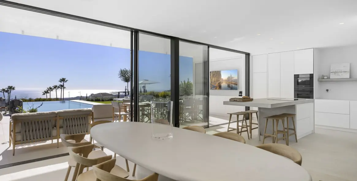 Краткосрочная аренда  отдельно стоящей виллы в Benahavís 20