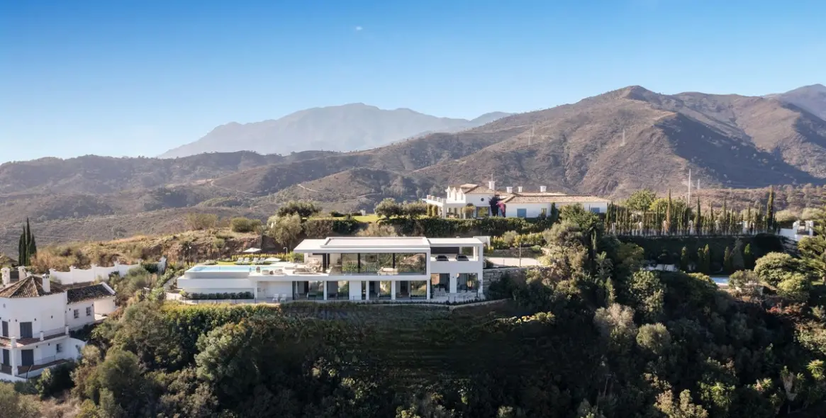 Краткосрочная аренда  отдельно стоящей виллы в Benahavís 34