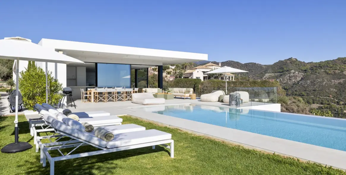 Краткосрочная аренда  отдельно стоящей виллы в Benahavís 47