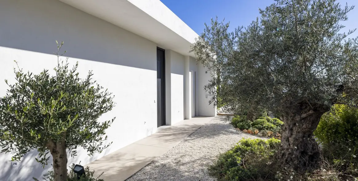 Краткосрочная аренда  отдельно стоящей виллы в Benahavís 64