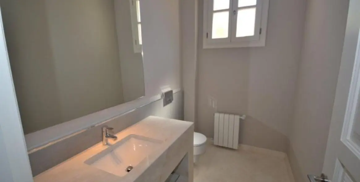 Long-term rent of detached villa in Guadalmina Baja 32