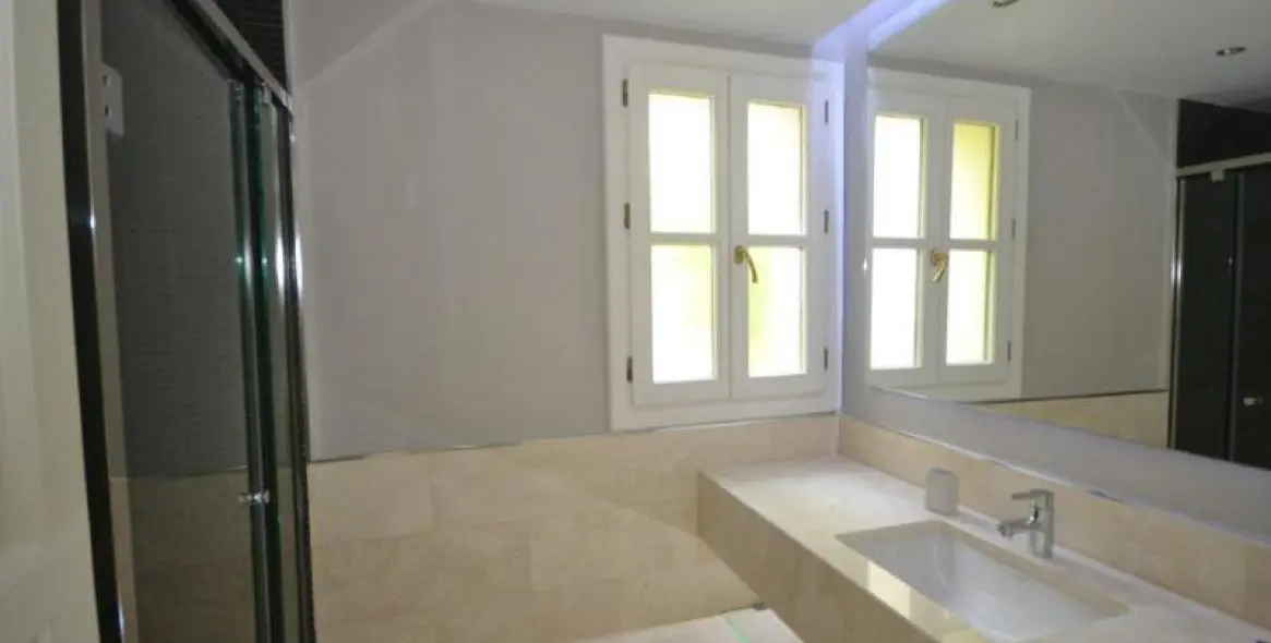 Long-term rent of detached villa in Guadalmina Baja 41