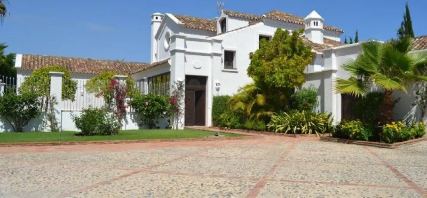 Venta de villa independiente en Guadalmina Baja 0