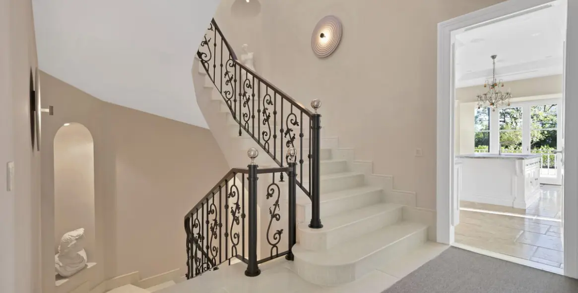 Продажа  отдельно стоящей виллы в Benahavís 28