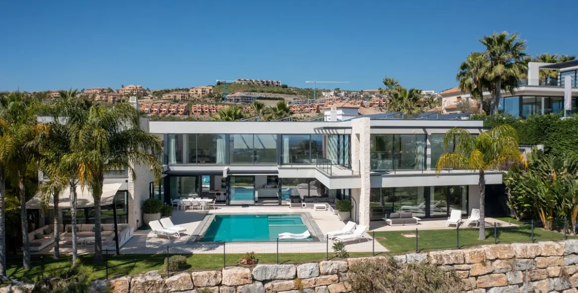 Продажа  отдельно стоящей виллы в Benahavís 1