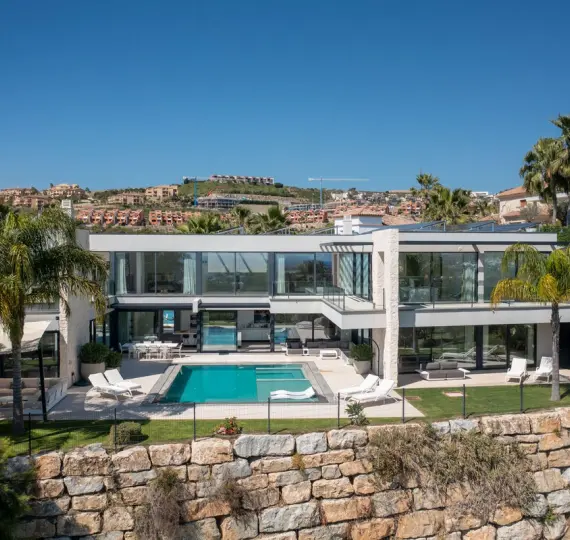 Продажа  отдельно стоящей виллы в Benahavís