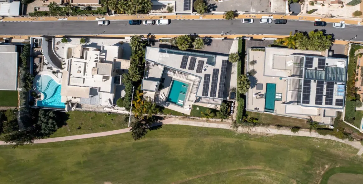 Продажа  отдельно стоящей виллы в Benahavís 3