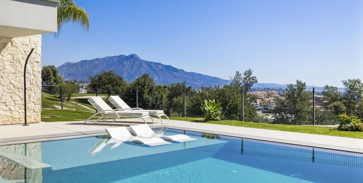 Продажа  отдельно стоящей виллы в Benahavís 6