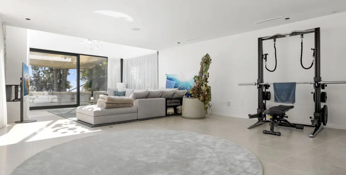 Продажа  отдельно стоящей виллы в Benahavís 8