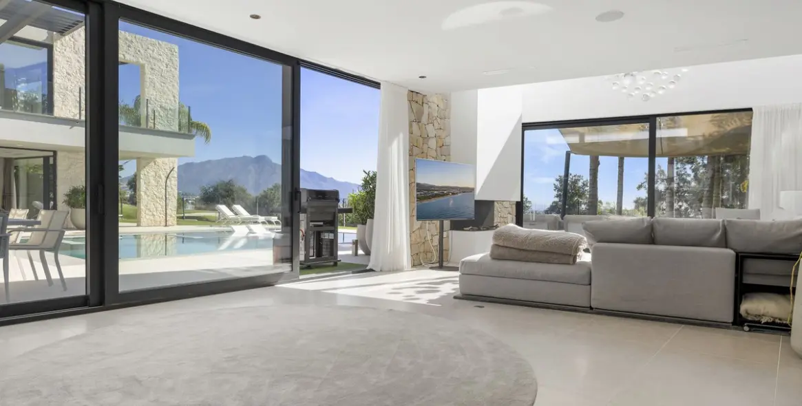 Продажа  отдельно стоящей виллы в Benahavís 9