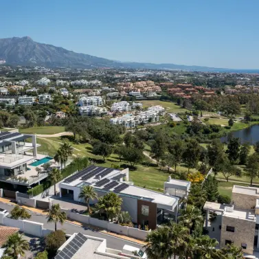 Sale of detached villa in Benahavís