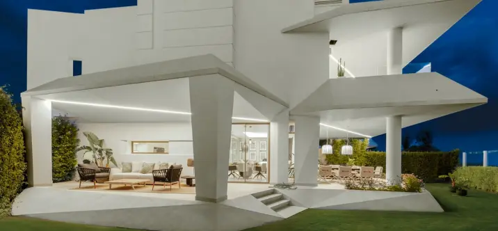 Дом на две семьи R5208745 0